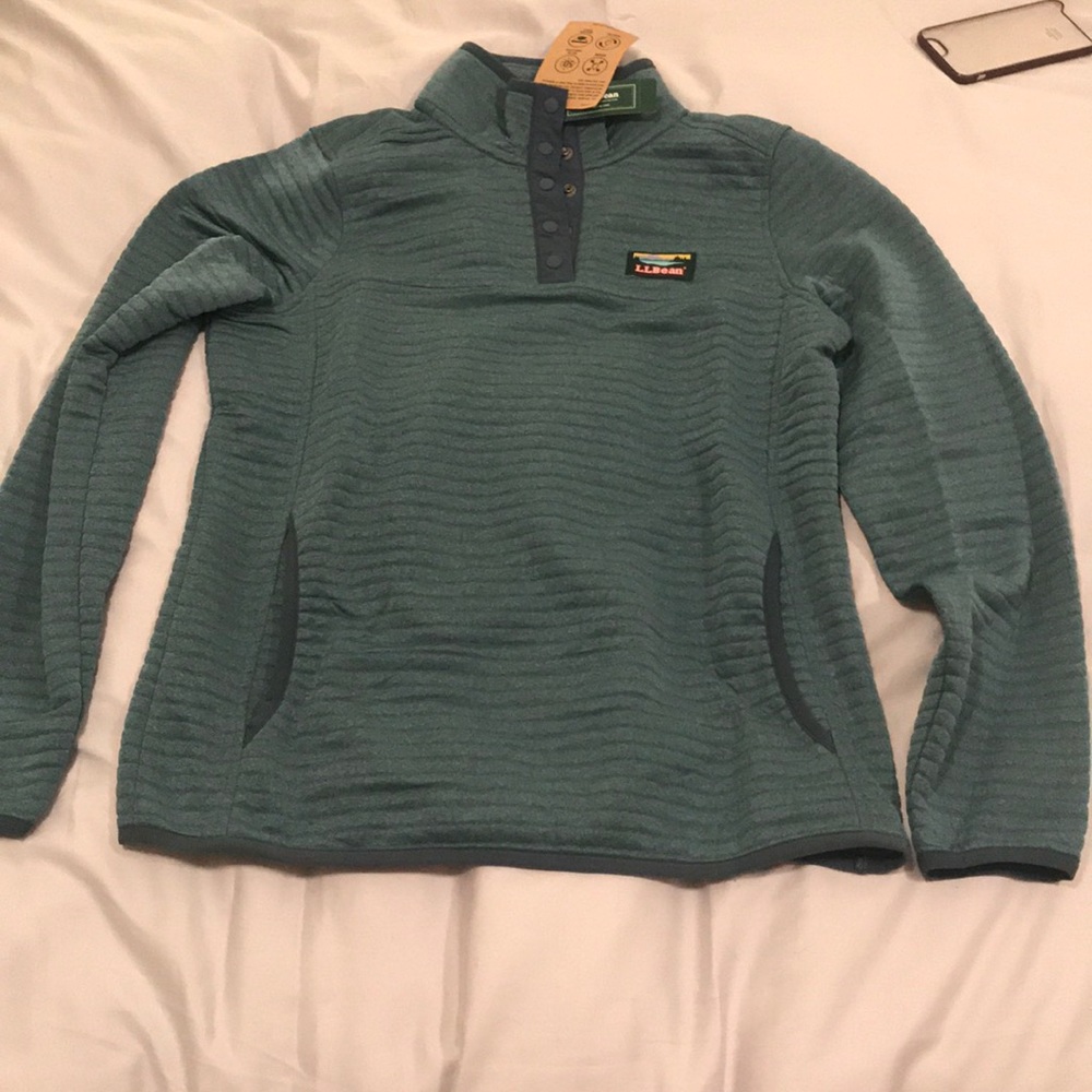 L.L Bean pull over